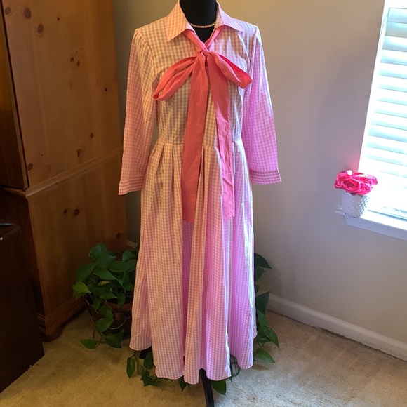 Dresses & Skirts - 🌹Elegant Maxi Pink & White Long Sleeve Long Shirt Dress with Bow